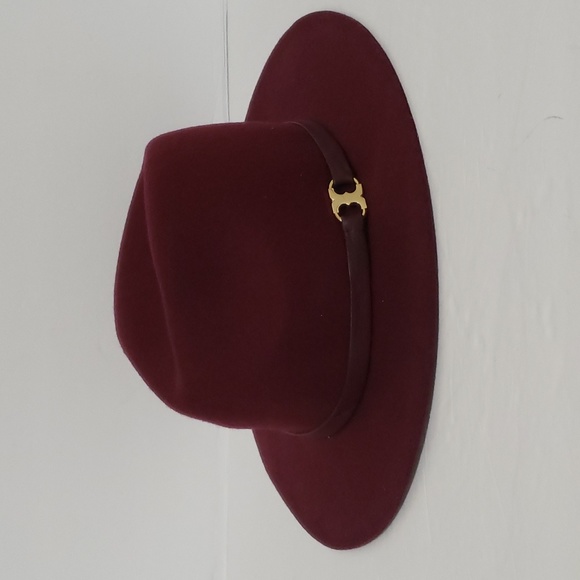 Tory Burch Accessories - Brand New Tory Burch Bordeaux "Gemini Link" Fedora